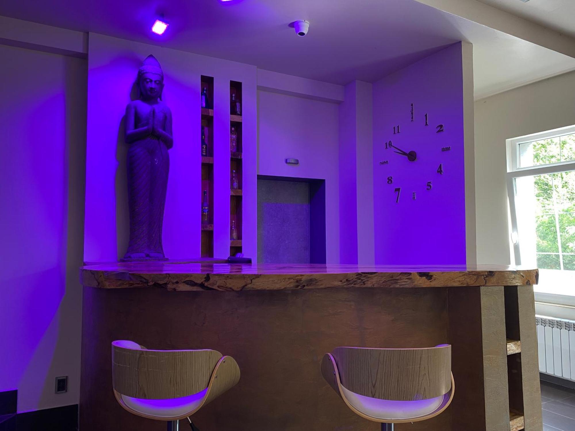 The One Apartman (Adults Only) Aparthotel Siófok Buitenkant foto